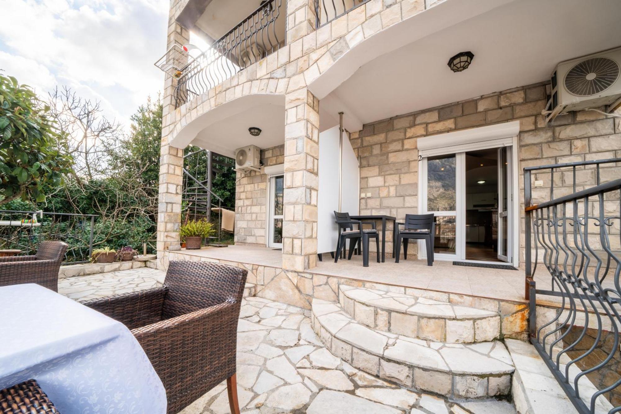 Vukovic Apartment *