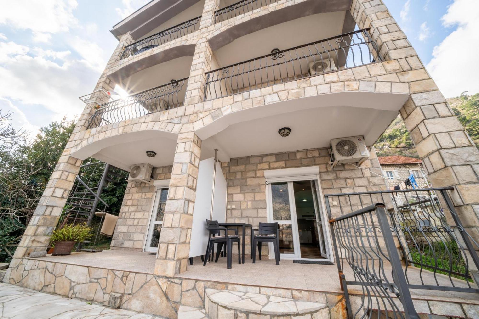Apartment Vukovic Kotor